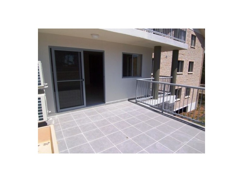 5/148 High Street, Southport QLD 4215