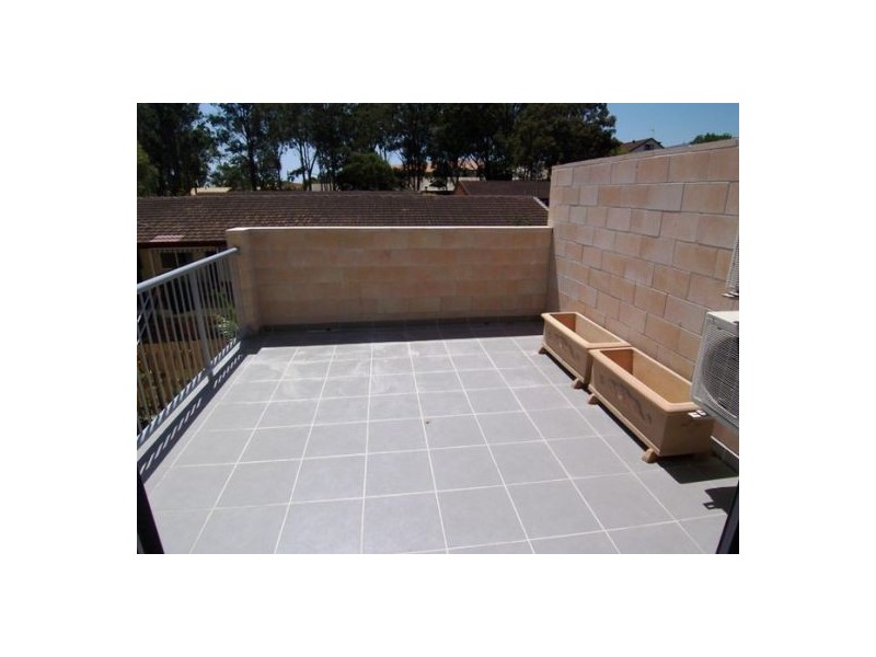 5/148 High Street, Southport QLD 4215