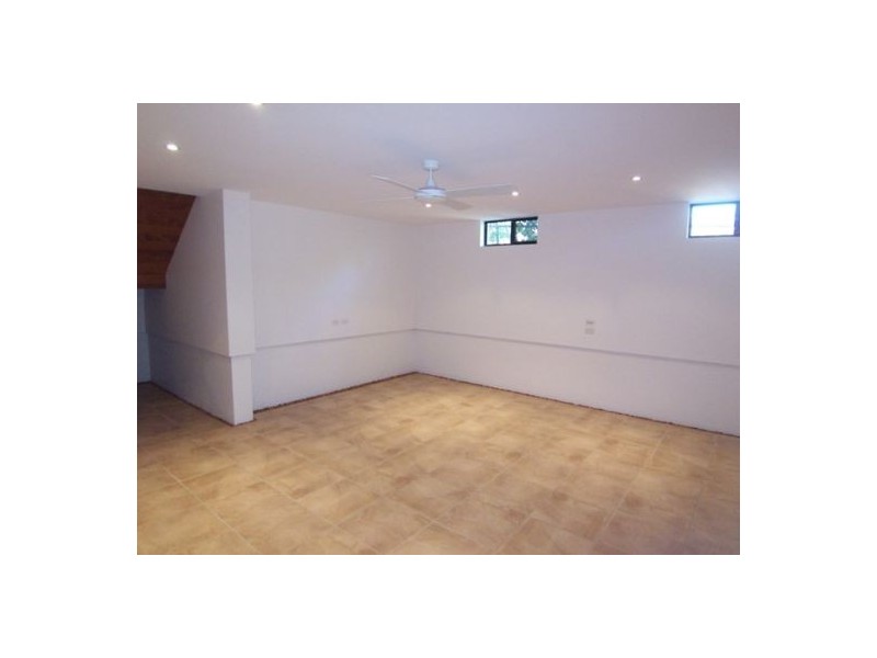 4/134 Ridgeway Avenue, Southport QLD 4215