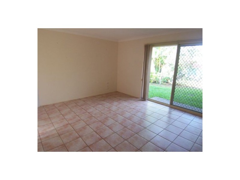 9 Hazeltine Place, Parkwood QLD 4214