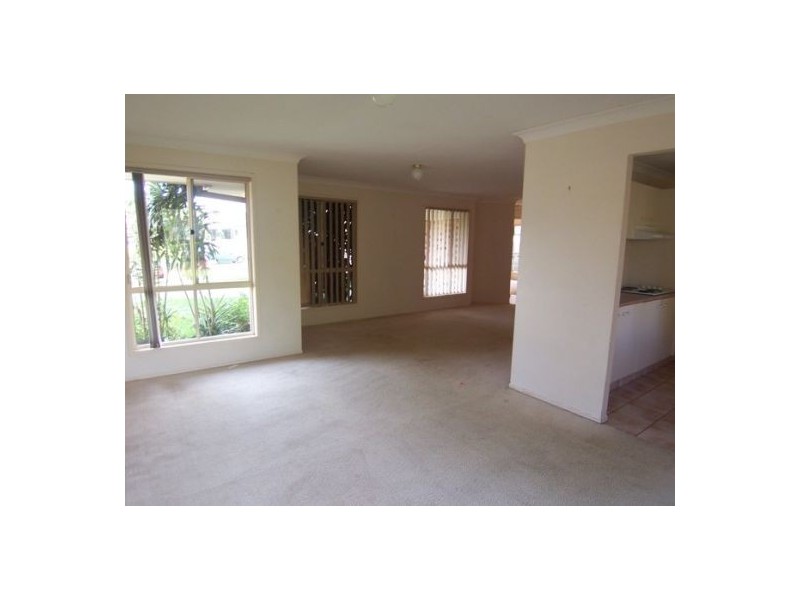 9 Hazeltine Place, Parkwood QLD 4214