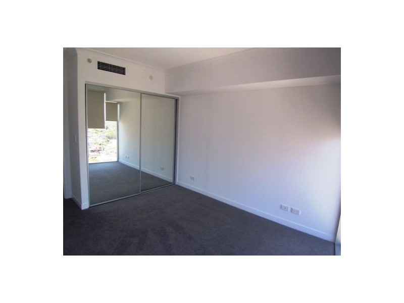 21408/5  Lawson Street, Southport QLD 4215