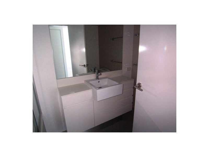 21408/5  Lawson Street, Southport QLD 4215