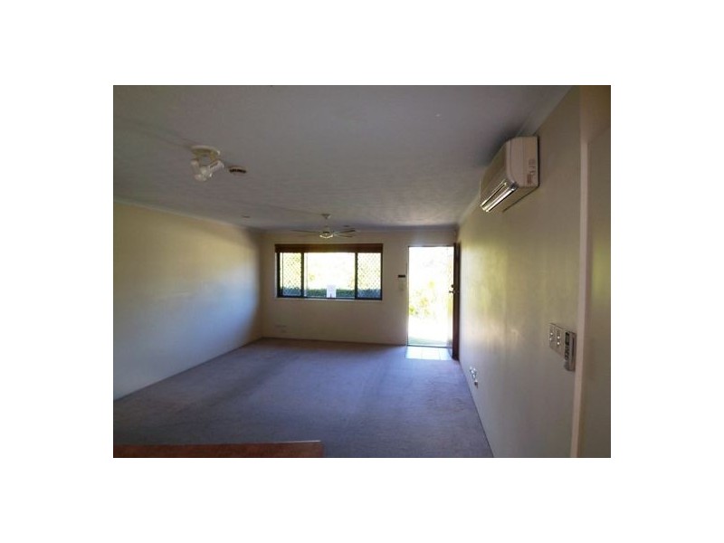 2/12 Stevens, Nerang QLD 4211