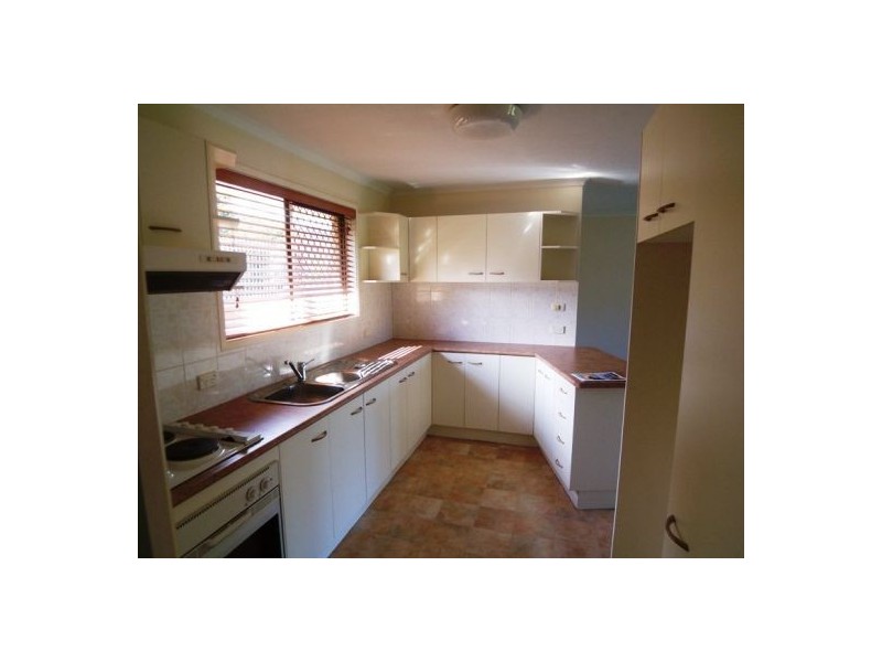 2/12 Stevens, Nerang QLD 4211