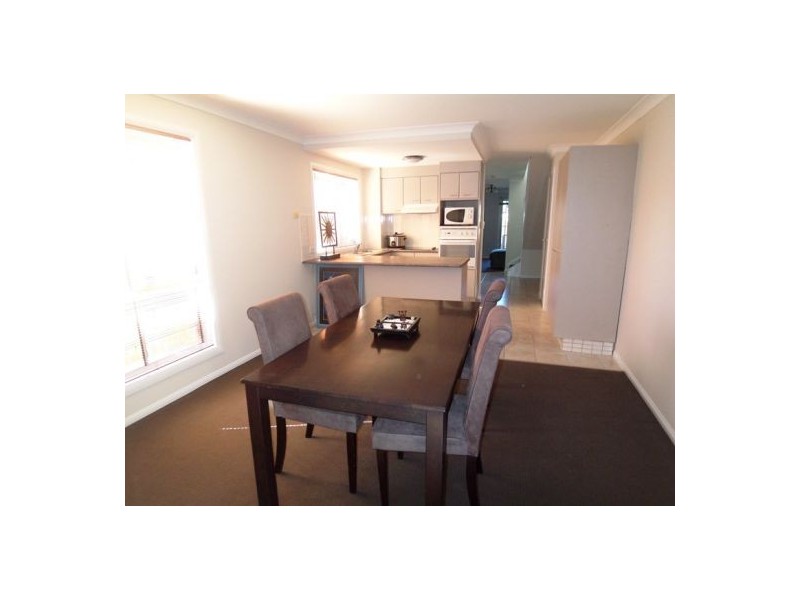 2/3 Kate Street, Southport QLD 4215