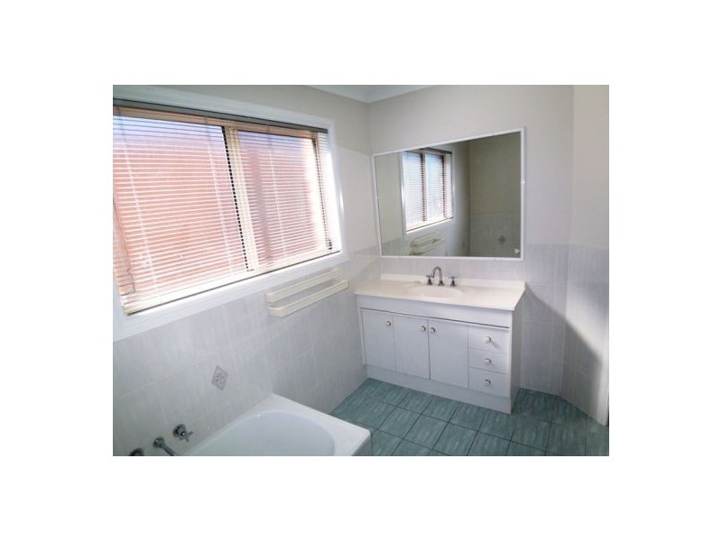 2/3 Kate Street, Southport QLD 4215