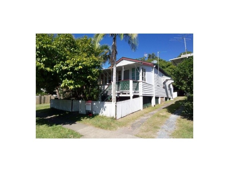 12 Walton Street, Southport QLD 4215