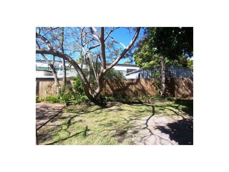 12 Walton Street, Southport QLD 4215