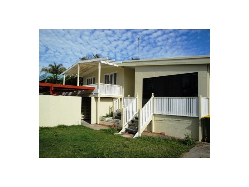 10 Tedder Avenue, Main Beach QLD 4217
