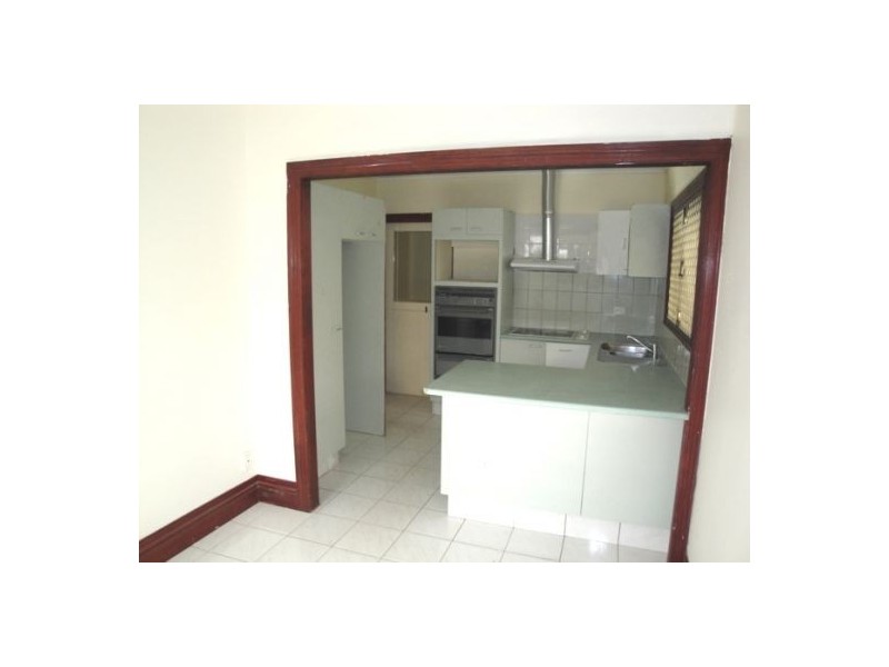 10 Tedder Avenue, Main Beach QLD 4217