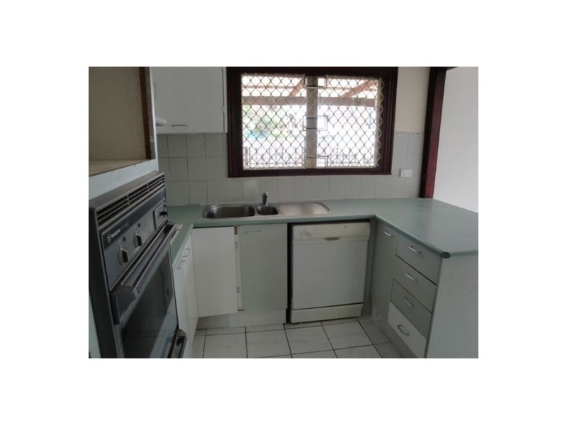 10 Tedder Avenue, Main Beach QLD 4217