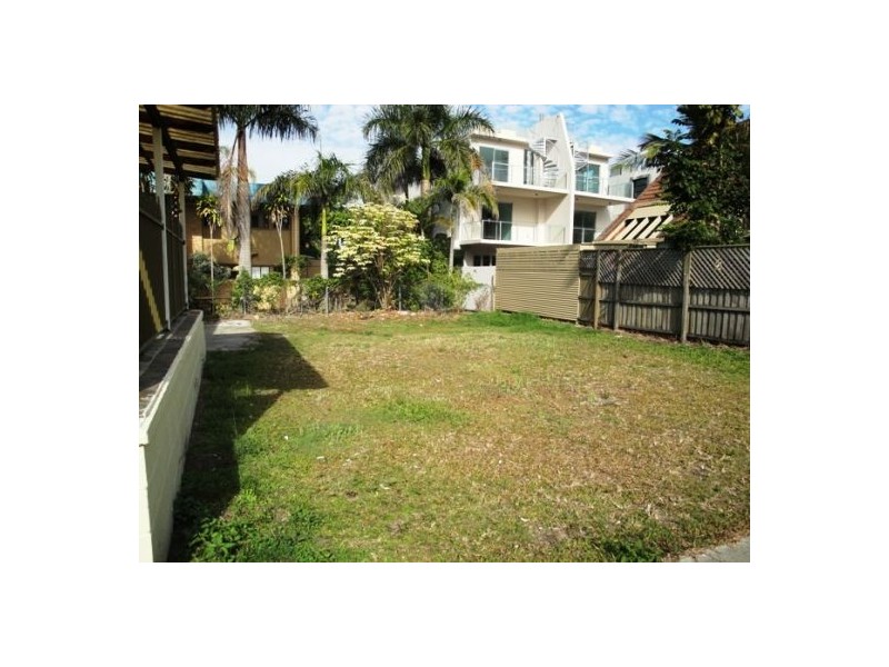 10 Tedder Avenue, Main Beach QLD 4217