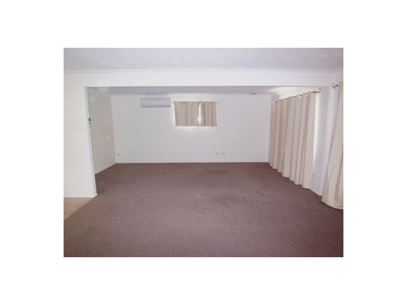 19 Freda Street, Ashmore QLD 4214