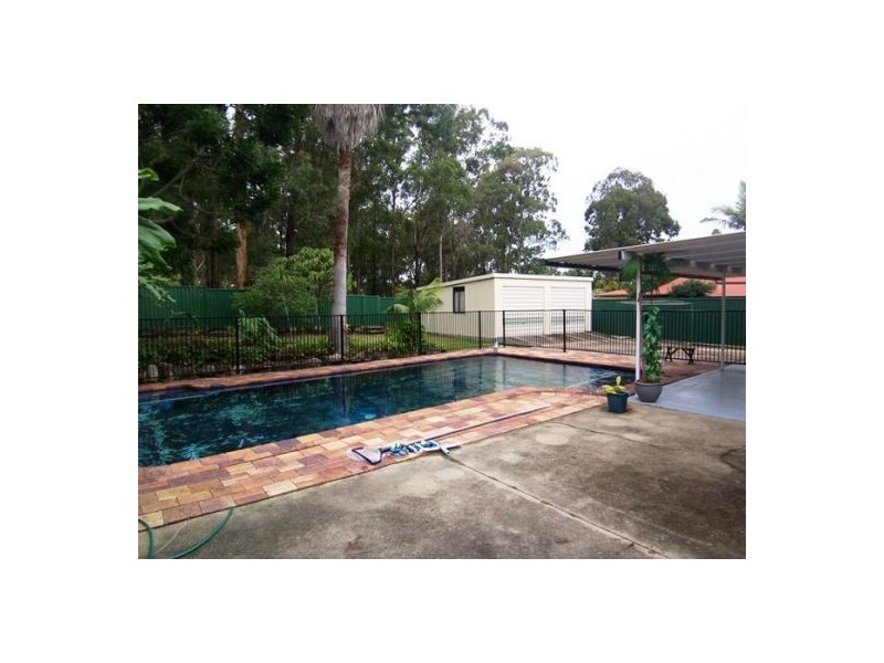 19 Freda Street, Ashmore QLD 4214