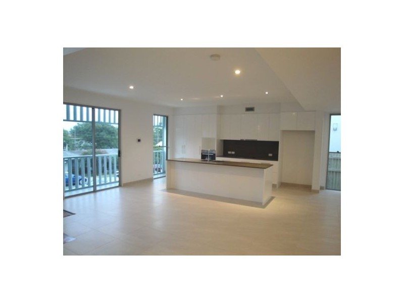 1 Mal Burke Street, Southport QLD 4215