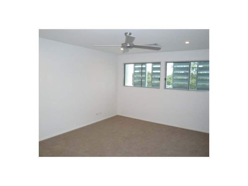 1 Mal Burke Street, Southport QLD 4215