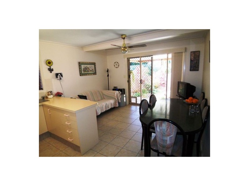 1/9 Meyer Street, Southport QLD 4215