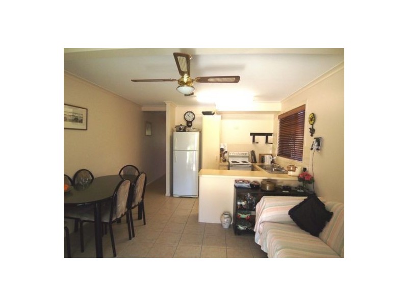 1/9 Meyer Street, Southport QLD 4215