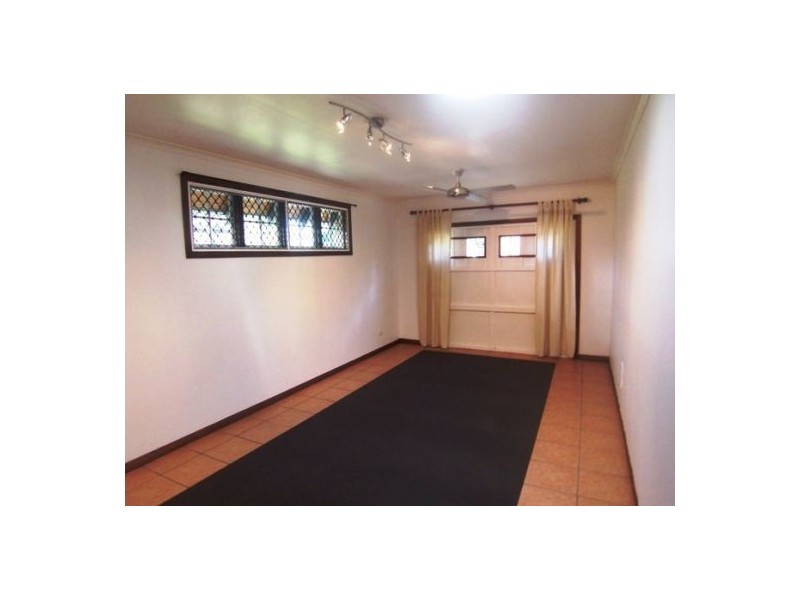 1/7 Dowling Drive, Southport QLD 4215