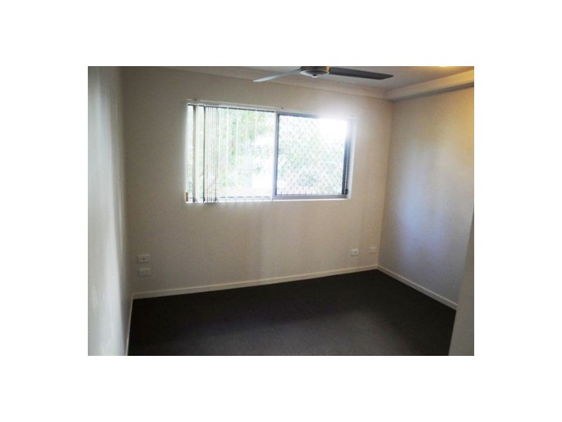 5/8-12 Proud Street, Labrador QLD 4215