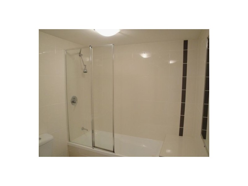 5/8-12 Proud Street, Labrador QLD 4215