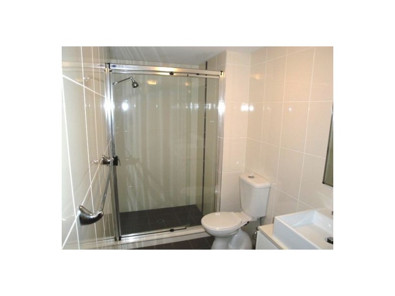 5/8-12 Proud Street, Labrador QLD 4215