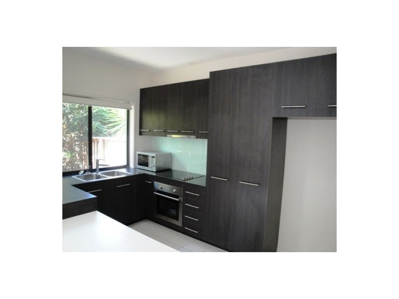 3/73-75 Benowa Road, Southport QLD 4215