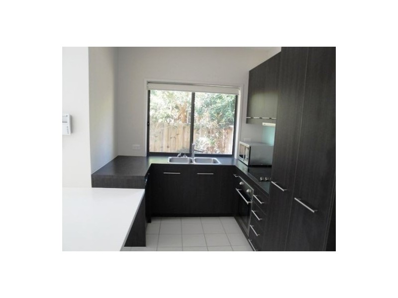 3/73-75 Benowa Road, Southport QLD 4215