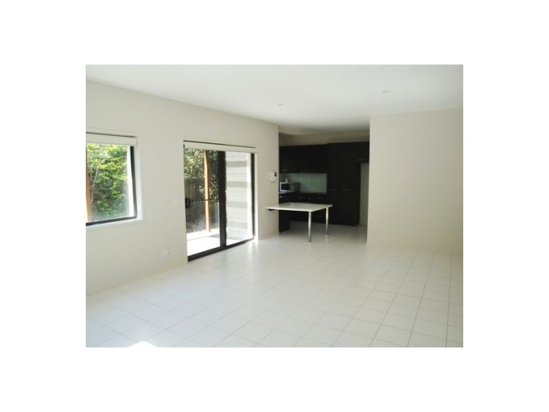 3/73-75 Benowa Road, Southport QLD 4215