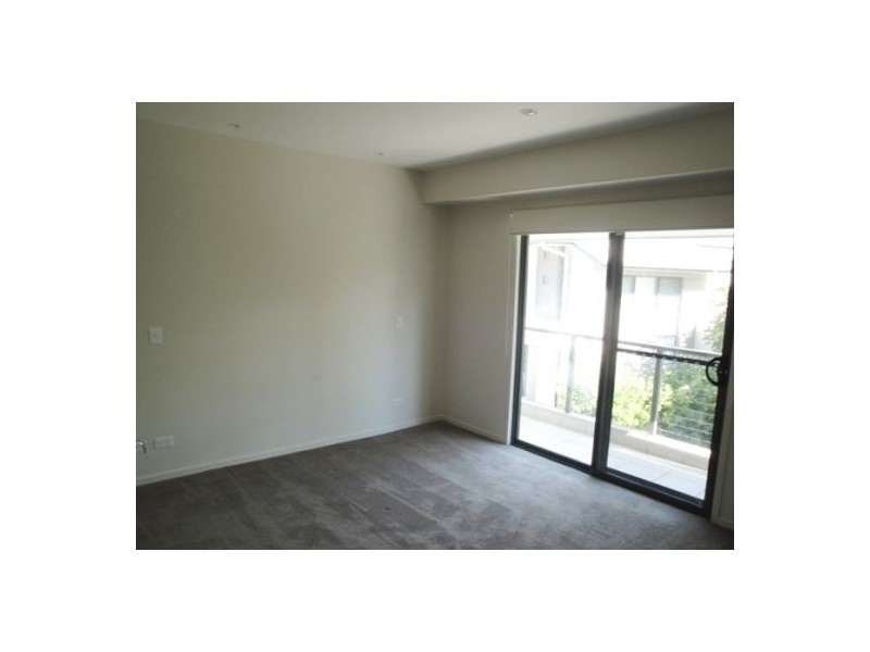 3/73-75 Benowa Road, Southport QLD 4215