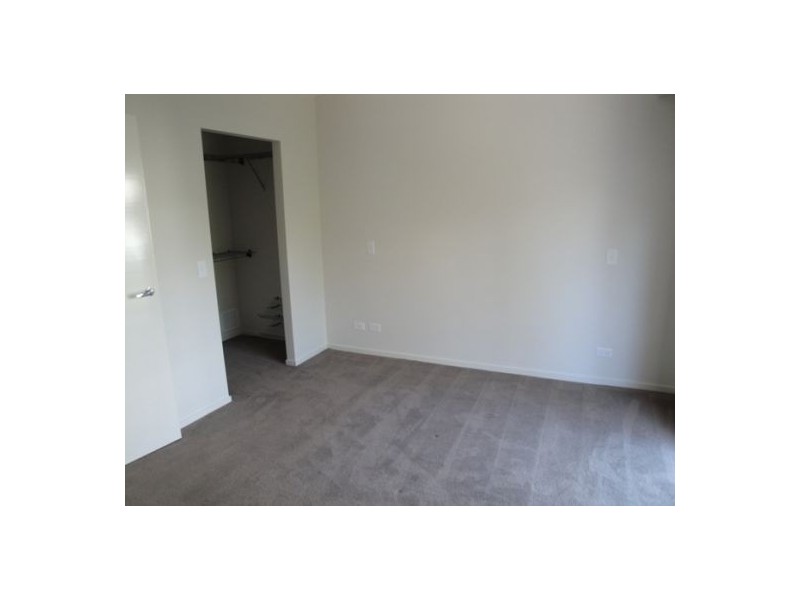 3/73-75 Benowa Road, Southport QLD 4215