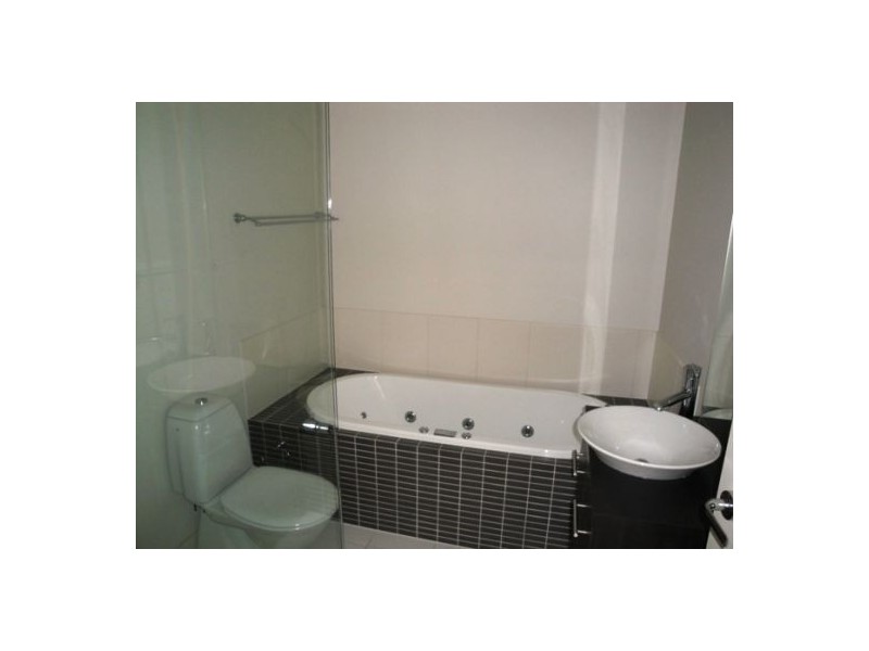 3/73-75 Benowa Road, Southport QLD 4215