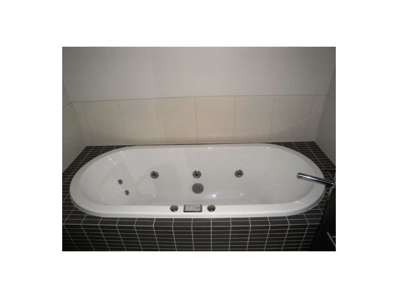 3/73-75 Benowa Road, Southport QLD 4215