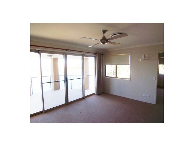 1/7 Waimea Drive, Varsity Lakes QLD 4227