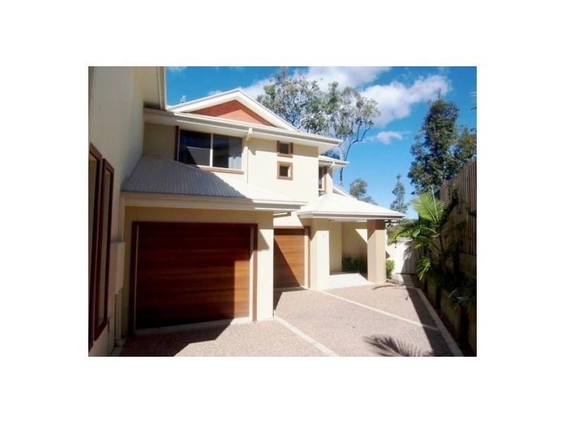 1/7 Waimea Drive, Varsity Lakes QLD 4227