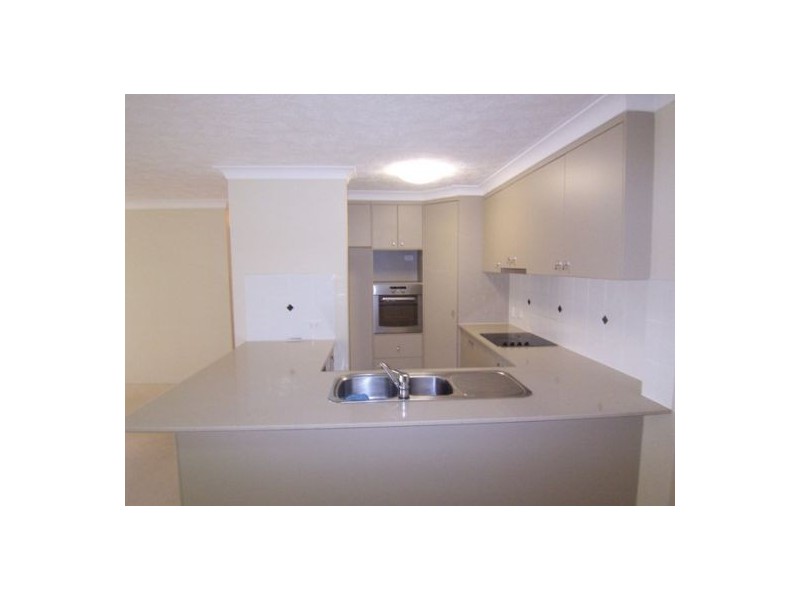 2/66 Queen Street, Southport QLD 4215