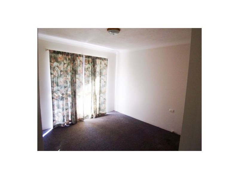 4/49 Railway Street, Southport QLD 4215