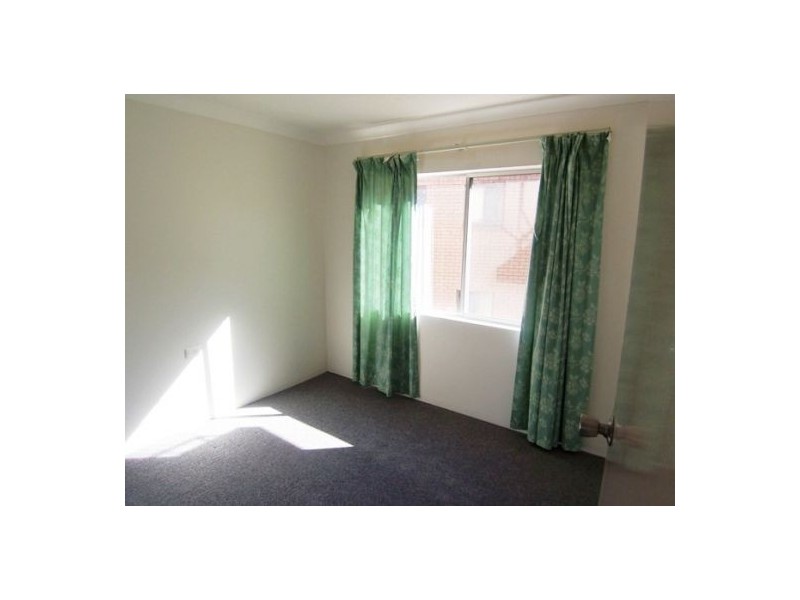 4/49 Railway Street, Southport QLD 4215