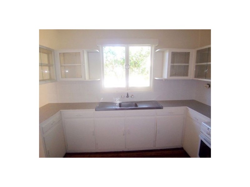 7 Echlin Street, Labrador QLD 4215