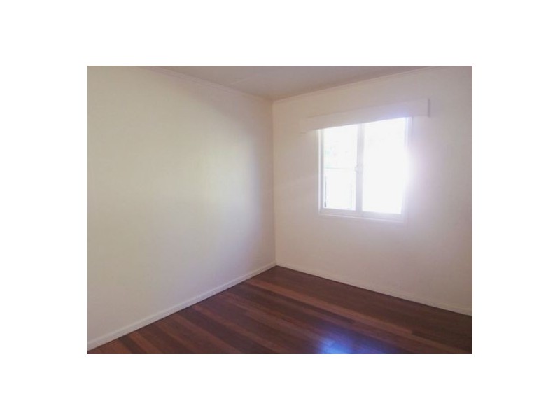 7 Echlin Street, Labrador QLD 4215