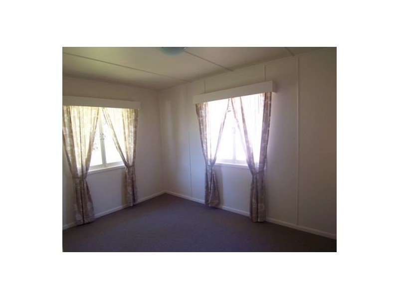 7 Echlin Street, Labrador QLD 4215