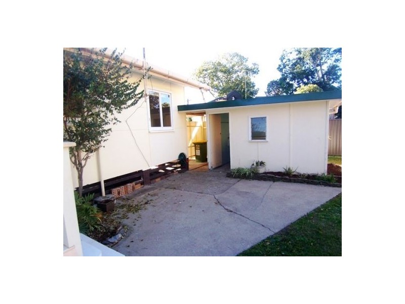 7 Echlin Street, Labrador QLD 4215