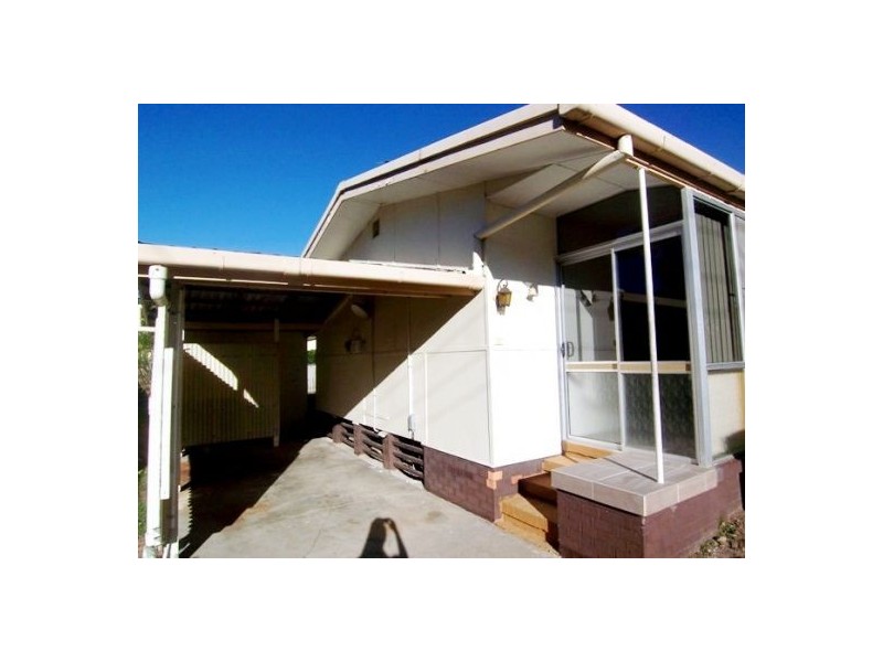 7 Echlin Street, Labrador QLD 4215