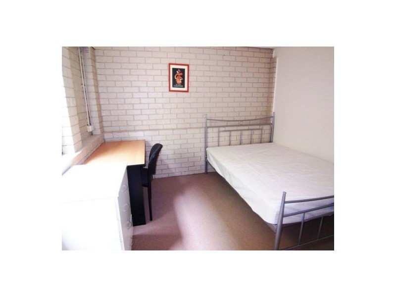 1/126 Smith Street, Southport QLD 4215