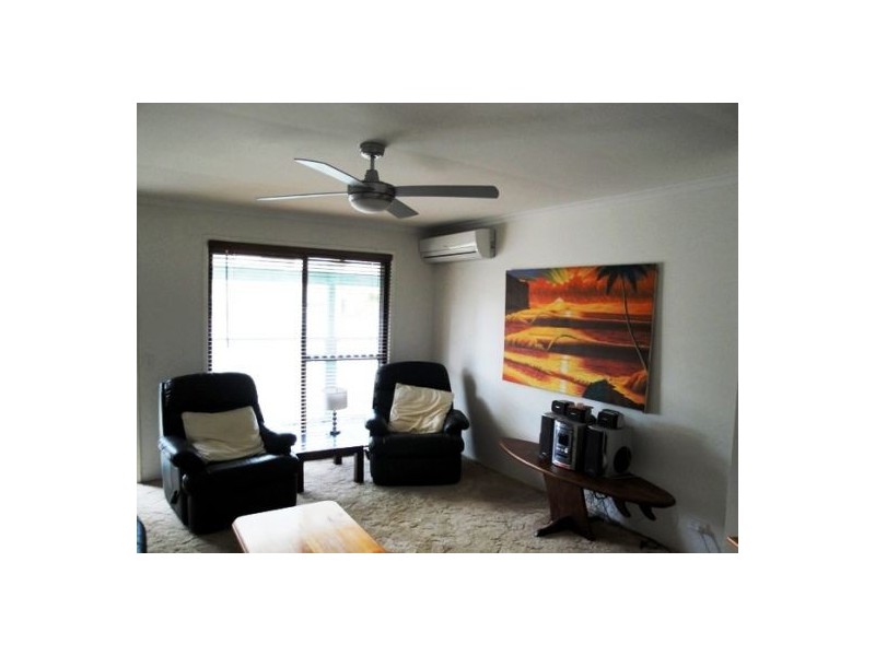 2/14 Hoya Court, Labrador QLD 4215