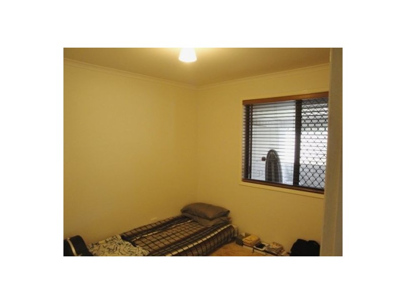 2/14 Hoya Court, Labrador QLD 4215