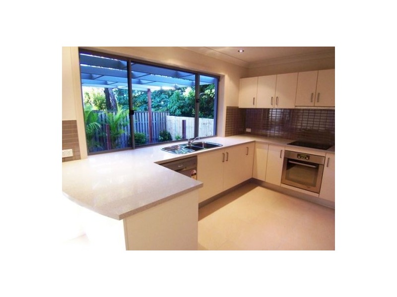 4/59 Muir Street, Labrador QLD 4215