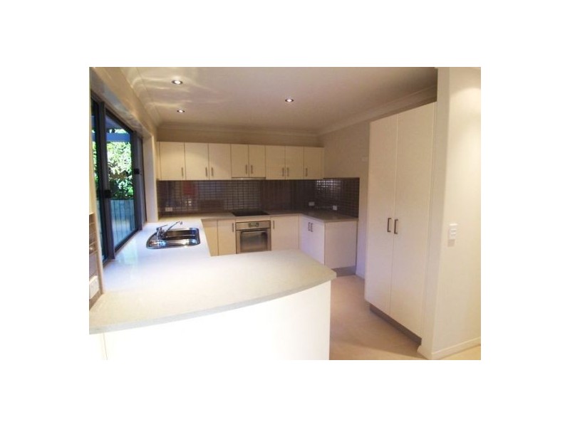 4/59 Muir Street, Labrador QLD 4215