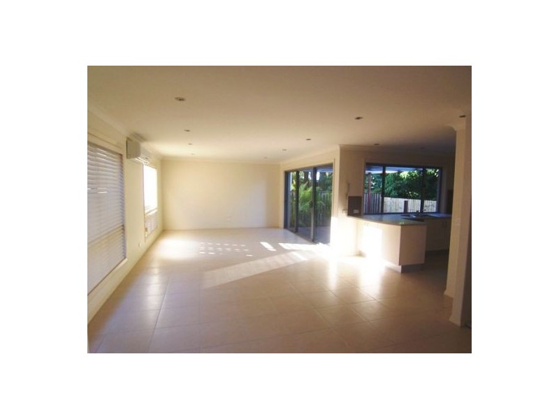4/59 Muir Street, Labrador QLD 4215